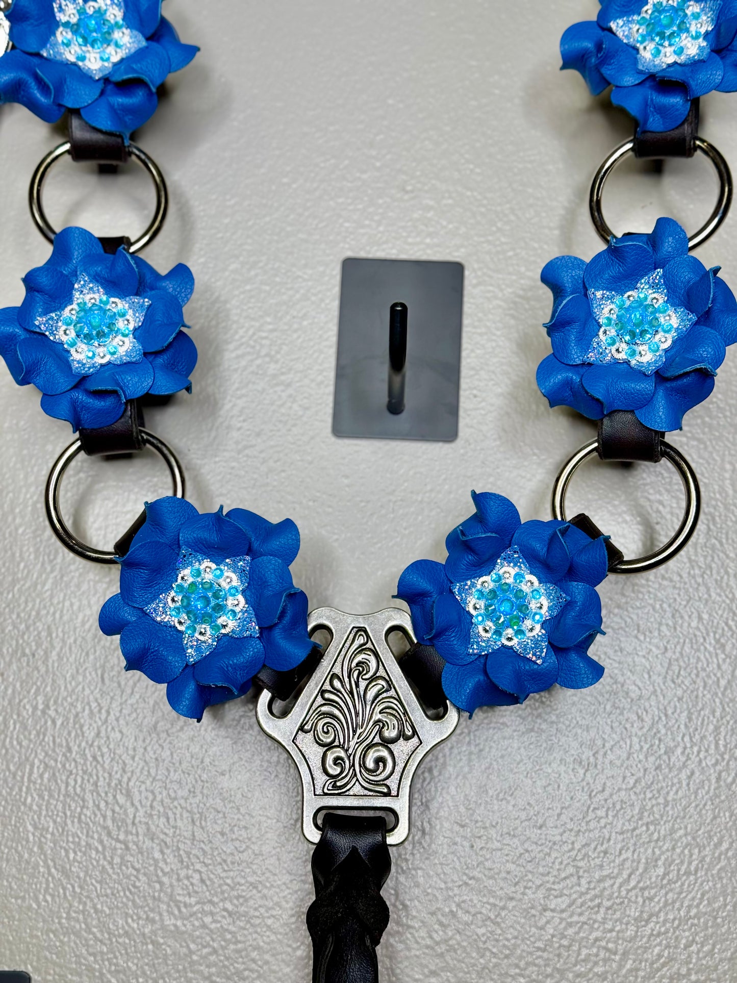 Blue Ring Breast Collar