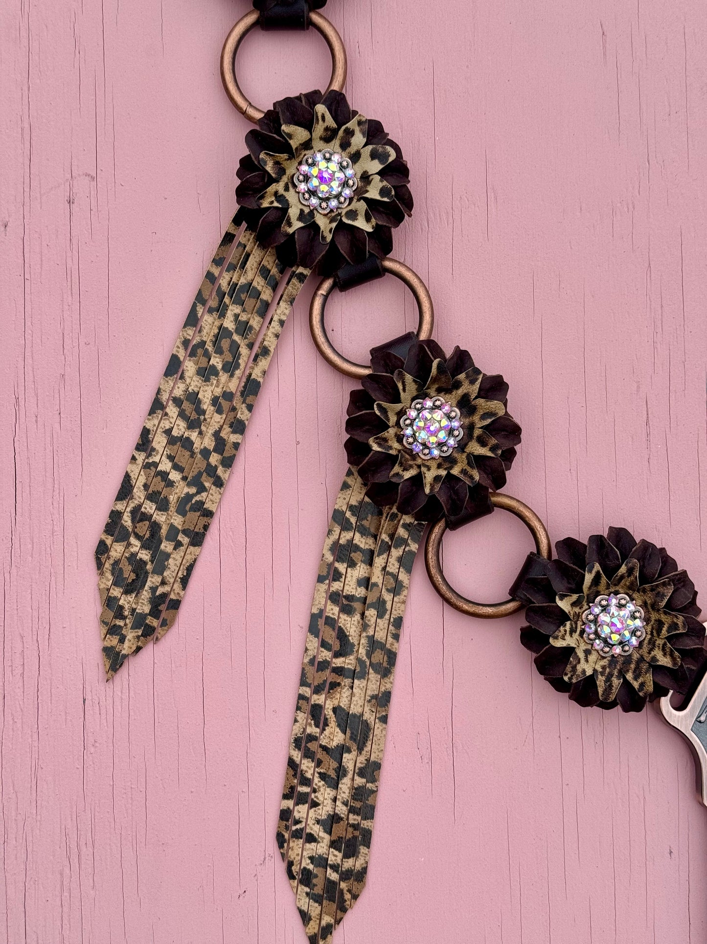 Cheetah Sunflower Ring Breast Collar