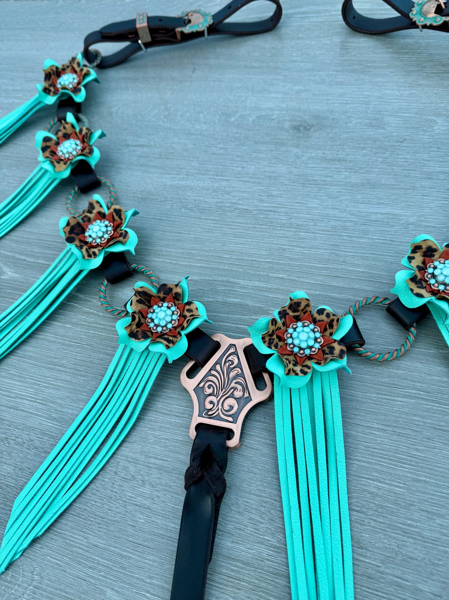 Mint Cheetah Ring Breast Collar