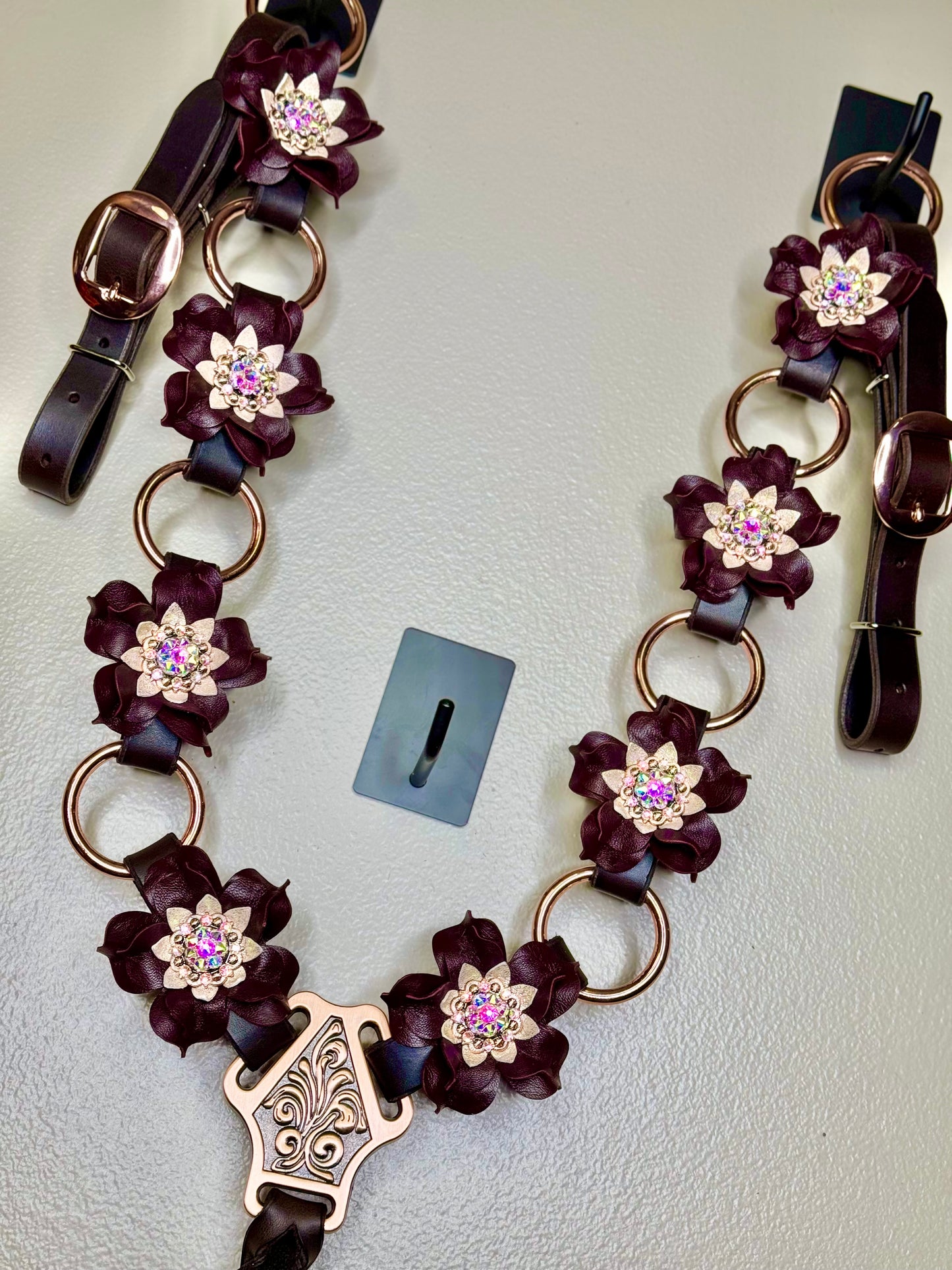Black Cherry Ring Breast Collar