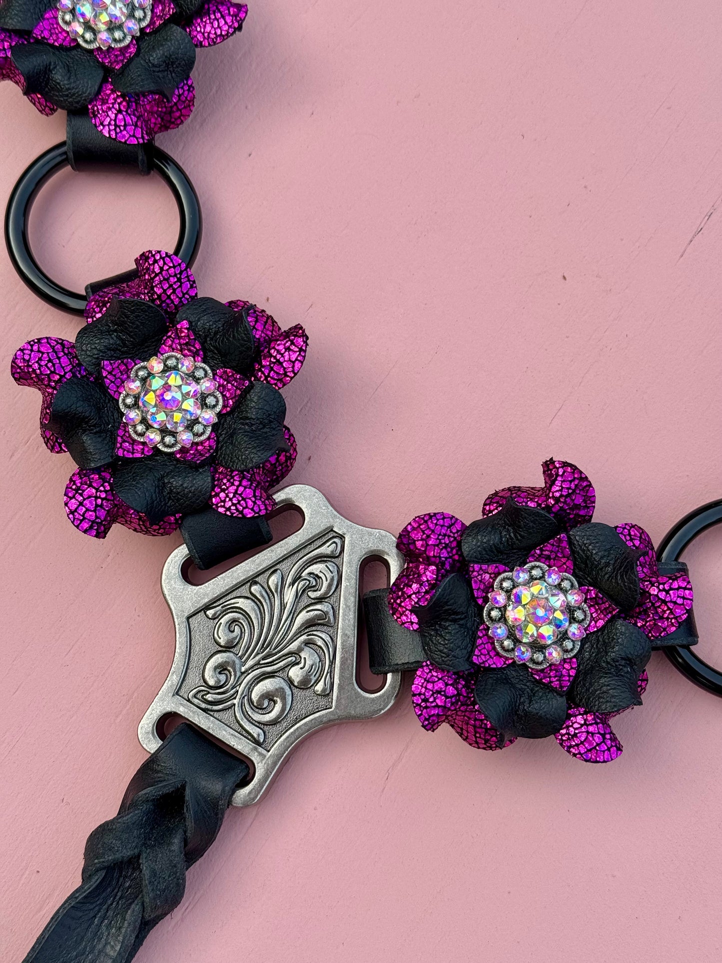 Black & Pink Ring Tack Set