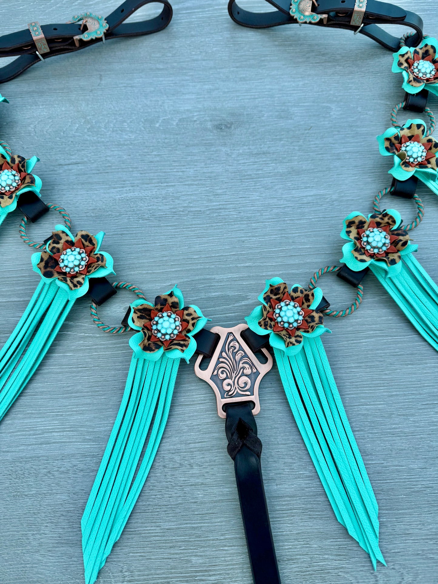 Mint Cheetah Ring Breast Collar