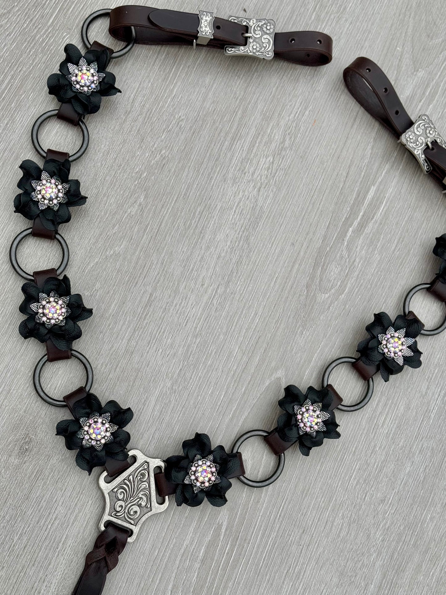 Black Posey Ring Breast Collar