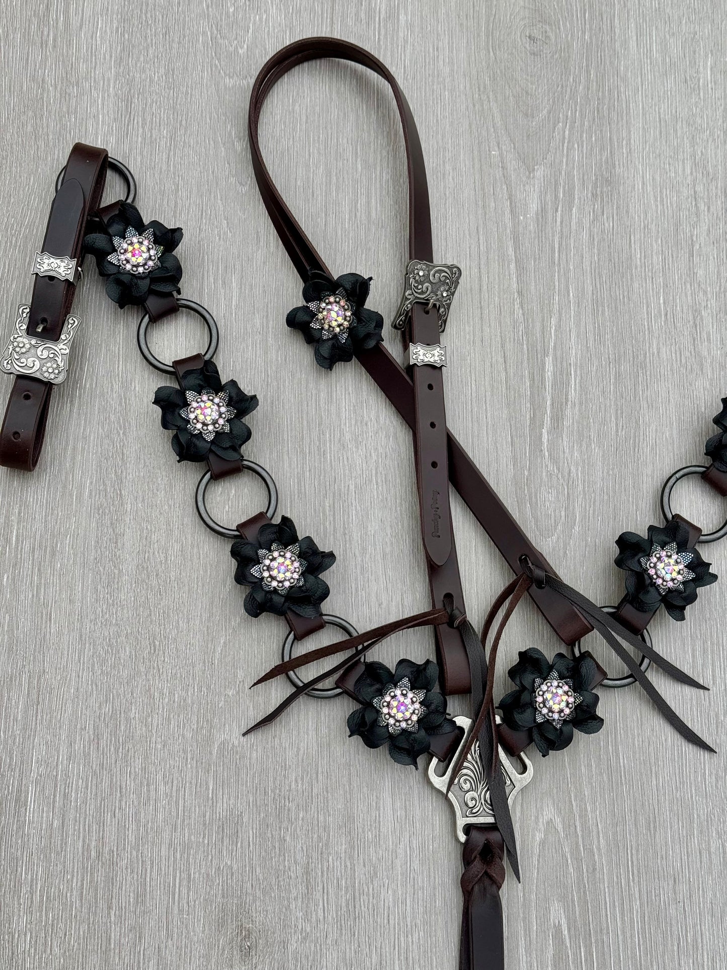 Black Posey Ring Breast Collar
