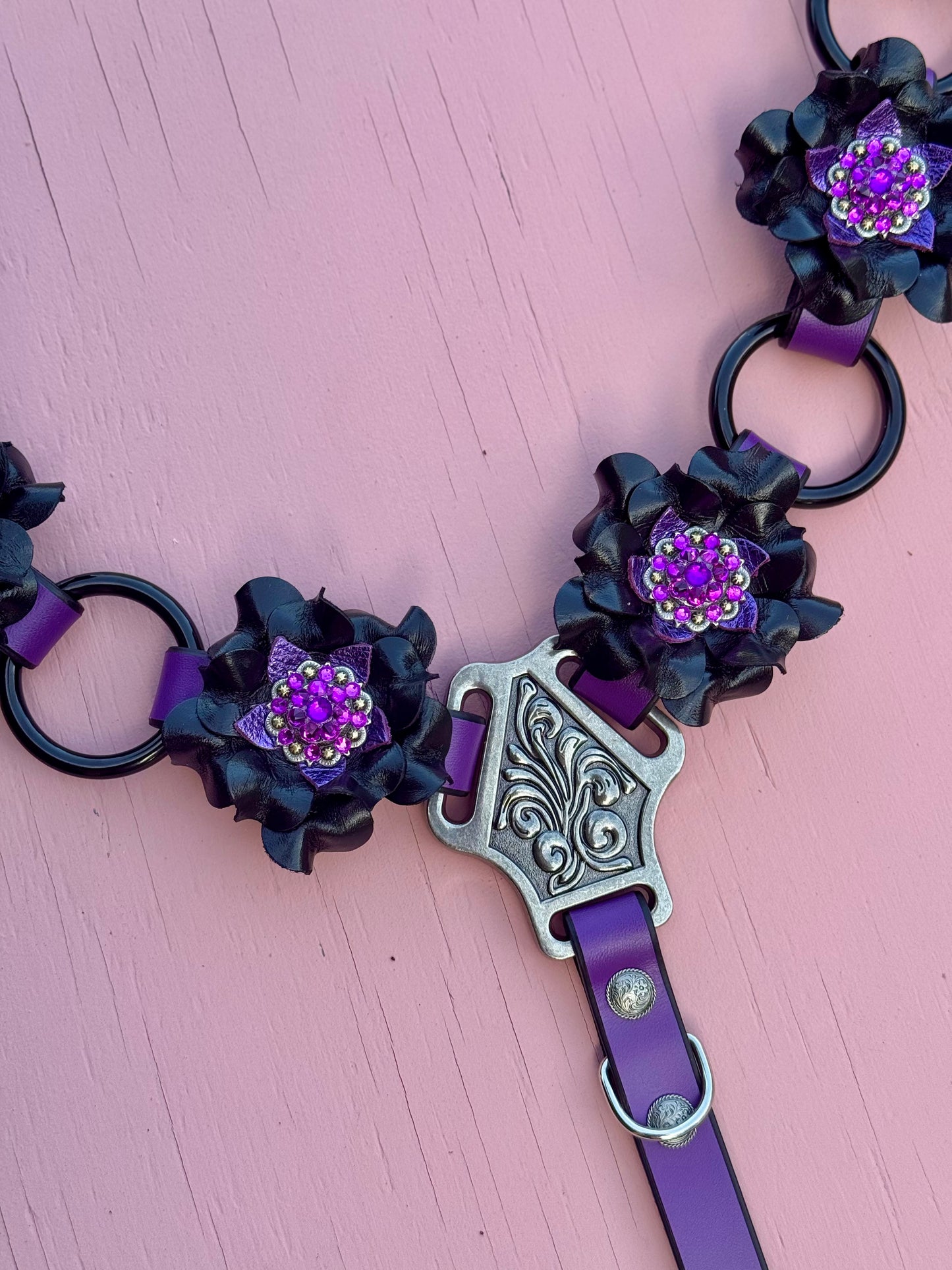 Purple Black Ring Breast Collar