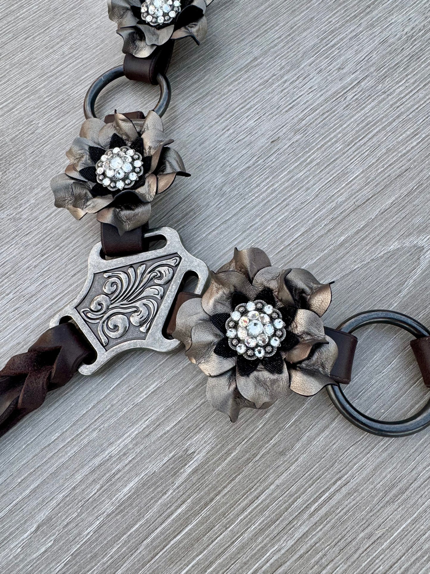 Metallic Grey Posey Ring Breast Collar