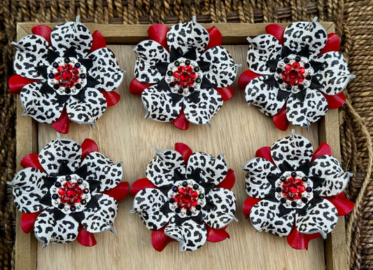 White Cheetah Punchy Posies