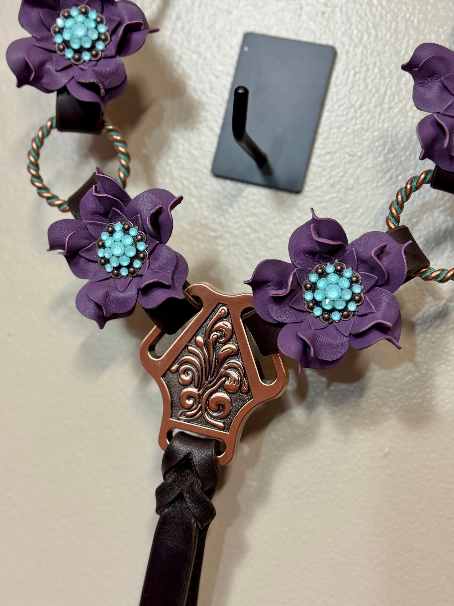 Dusty Lilac Ring Breast Collar