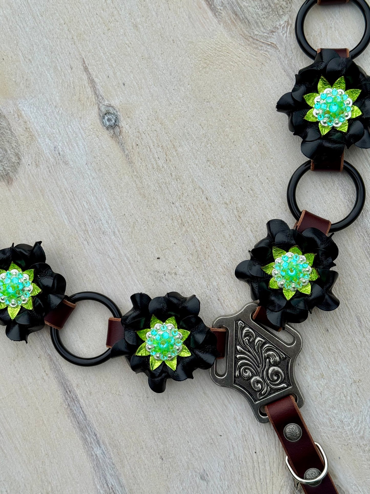 Black Lime Ring Breast Collar