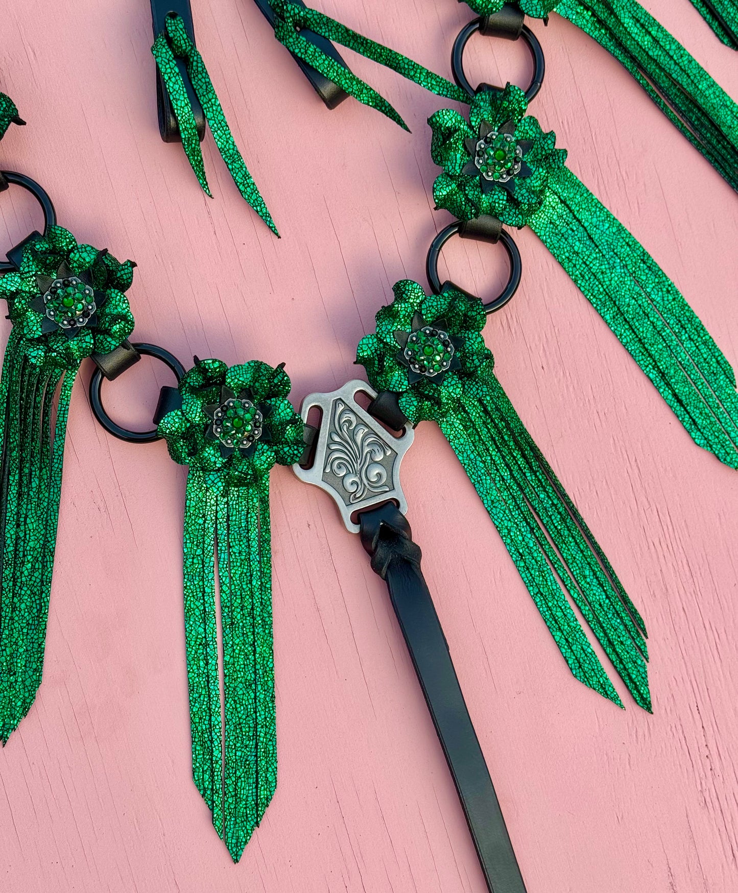 Emerald Green Ring Breast Collar