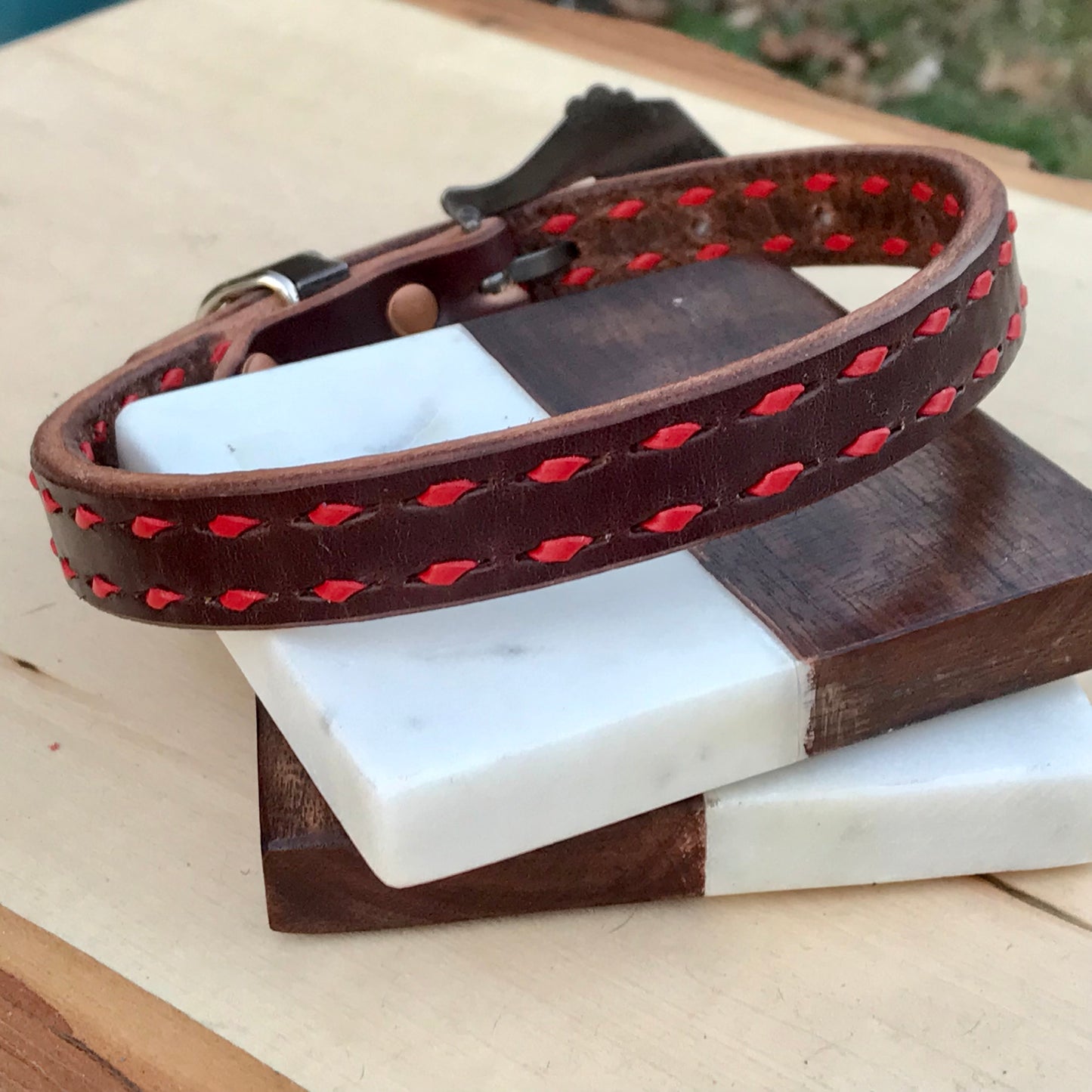 Chocolate Thunderbird Dog Collar