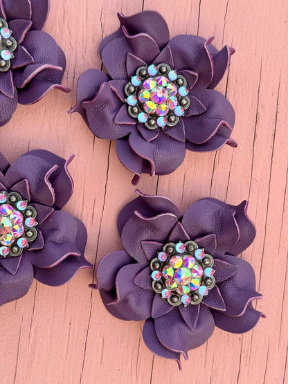 Dusty Lilac Flower Conchos