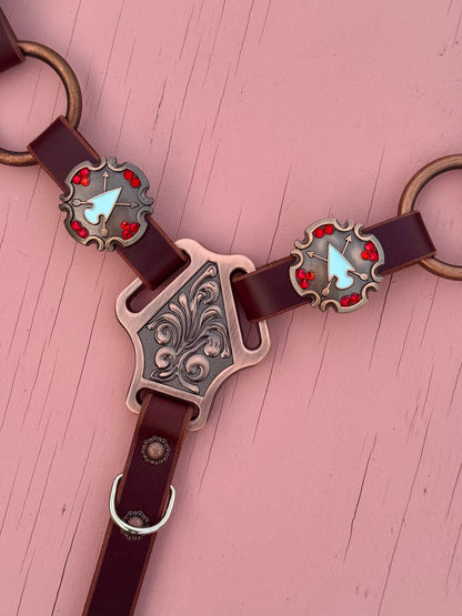Arrowhead Ring Breast Collar
