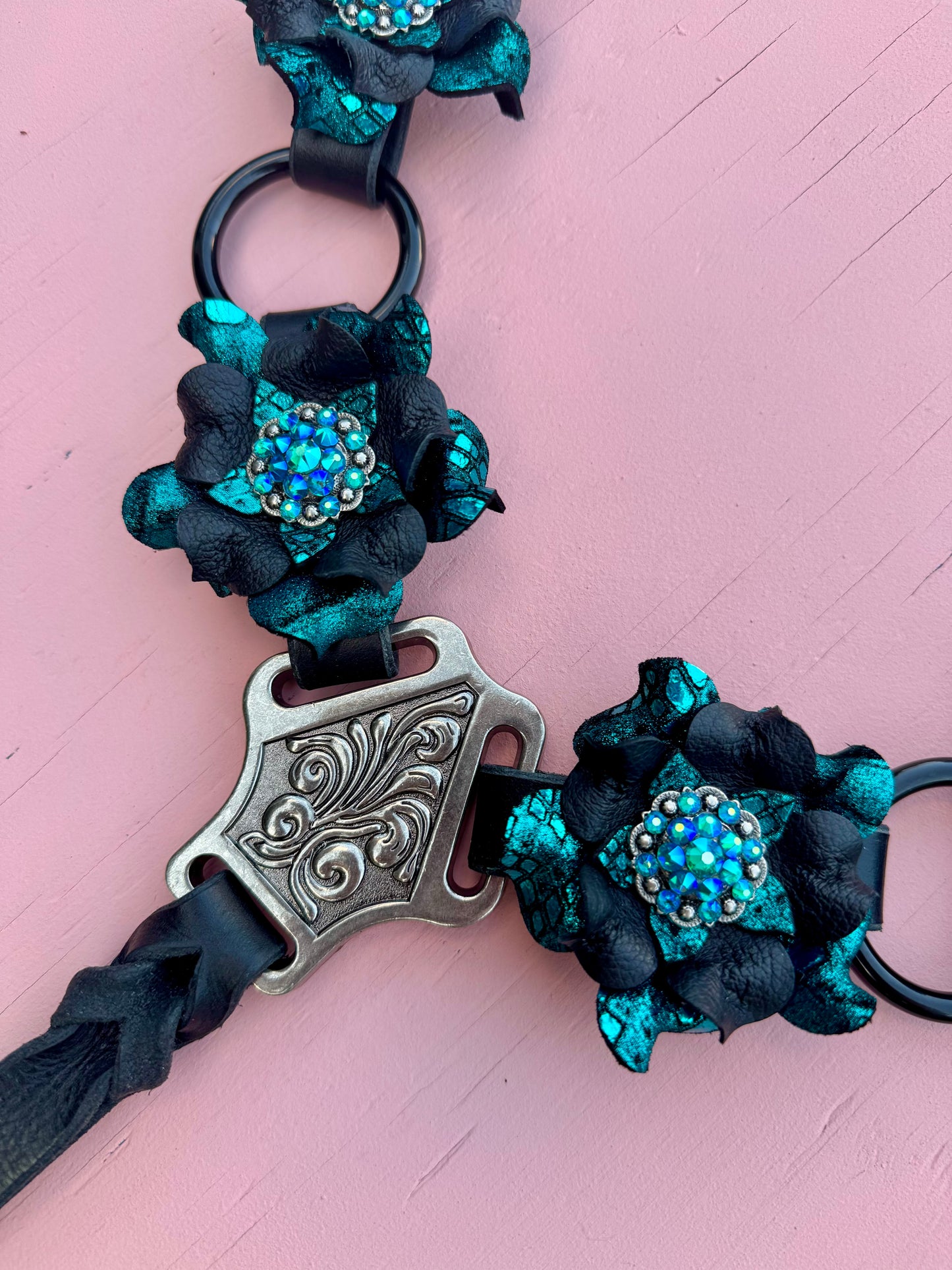 Black & Turquoise Ring Breast Collar