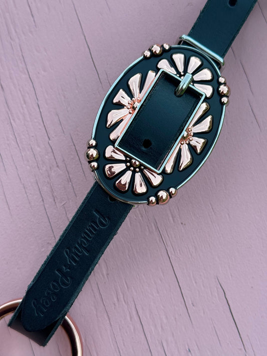 Black Rose Gold Ring Breast Collar