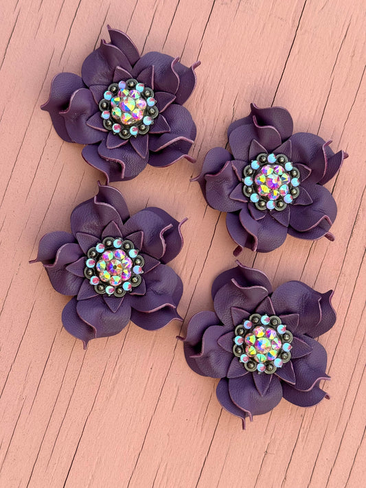 Dusty Lilac Flower Conchos