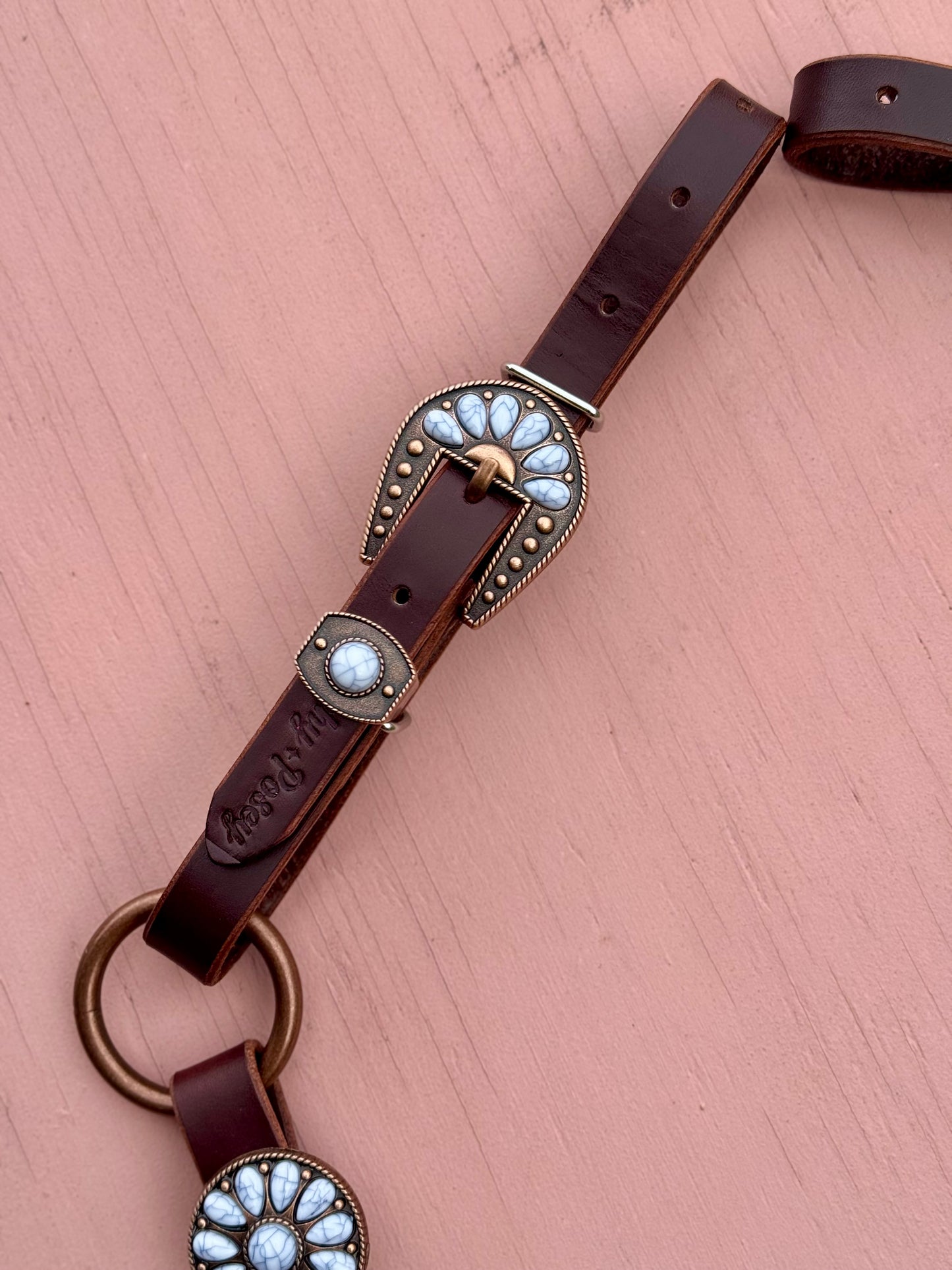 Cheetah Sunflower Ring Breast Collar