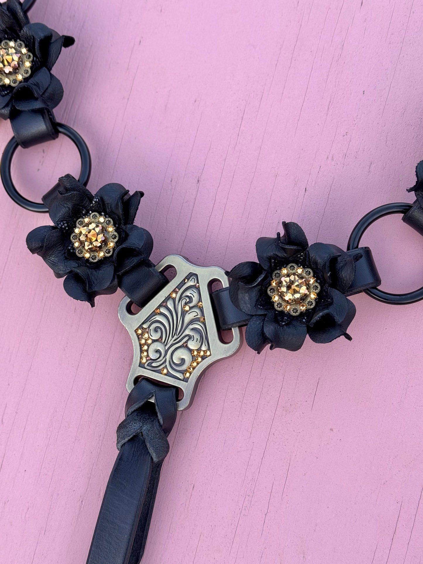 Black Gold Fringe Ring Brest Collar