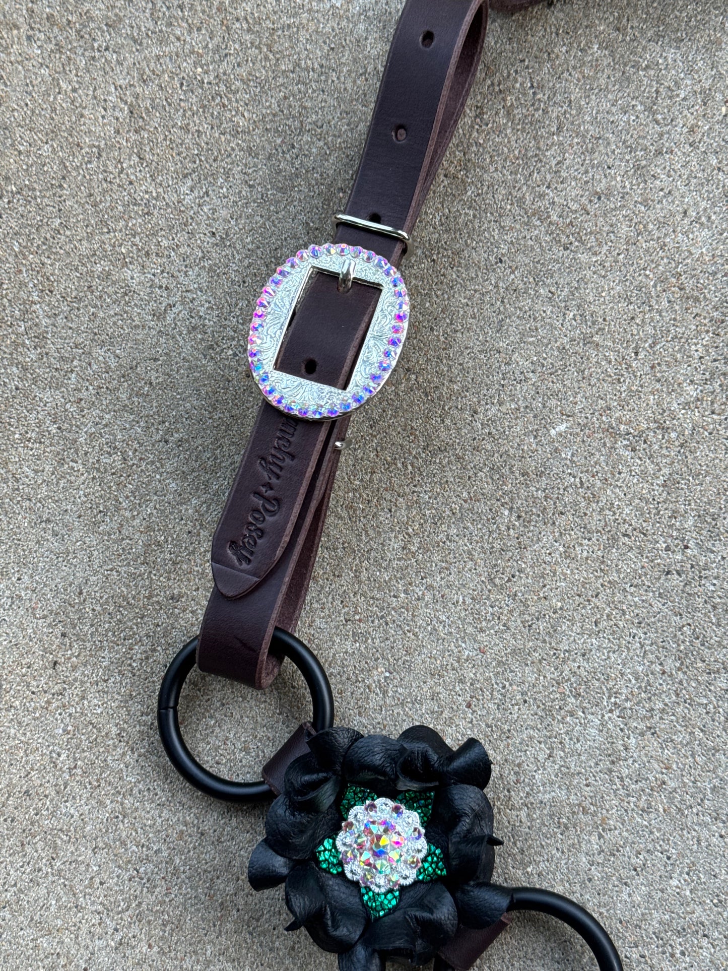 Black Green Tassel Breast Collar