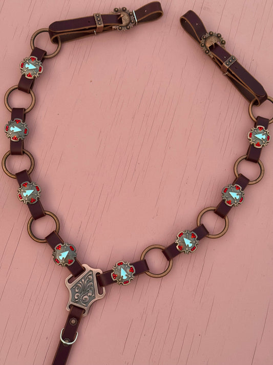 Arrowhead Ring Breast Collar