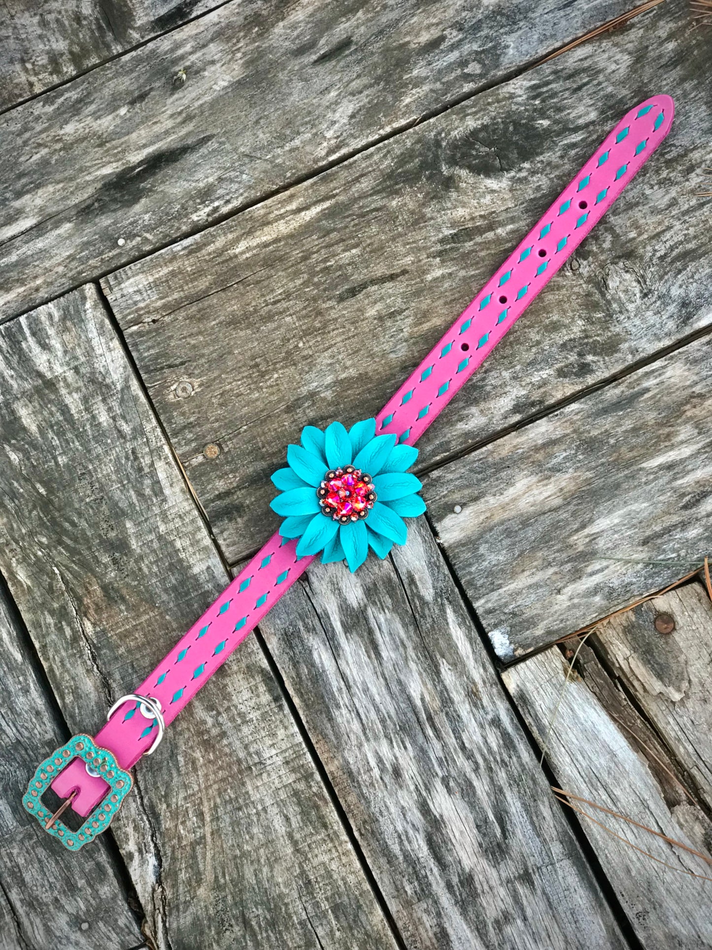 Bubblegum Pink Dog Collar with Turquoise Buckstitch and matching Flower Concho